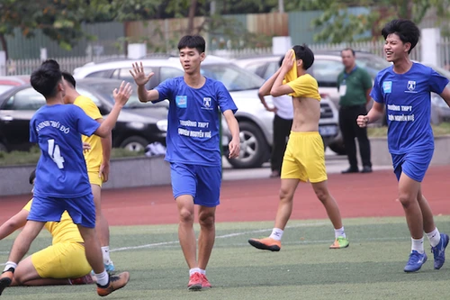 Hình ảnh loạt trận 14h30 ngày 30-11