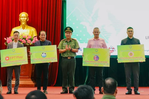 24 đội tranh tài giải bóng đá Tuổi trẻ Công an Thủ đô 2024 