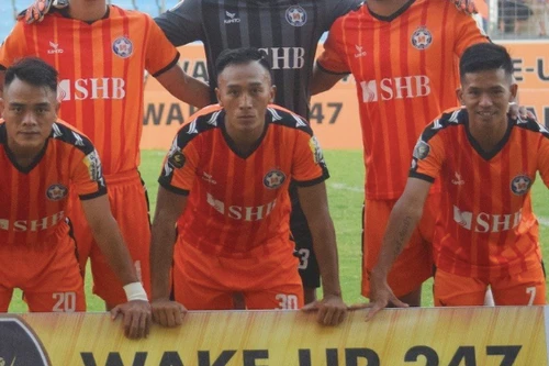 CLB V-League nộp 73.000 USD tiền thua kiện