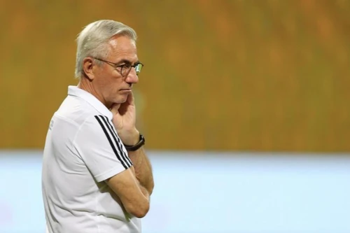 HLV Marwijk sợ học trò chủ quan, mất tập trung khi tái đấu tuyển Việt Nam