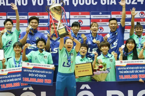 Thái Sơn Nam TP.HCM thâu tóm loạt danh hiệu giải futsal nữ quốc gia 2024
