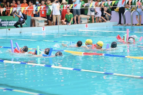 500 VĐV tranh tài tại "Đường đua xanh 2023"