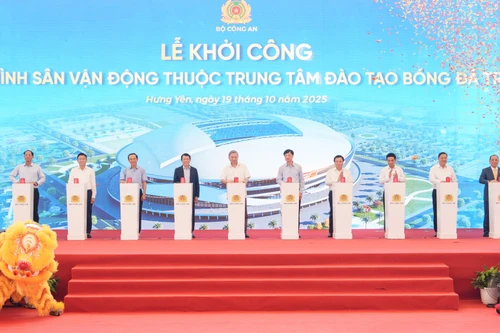 Khởi công xây dựng sân vận động PVF 60.000 chỗ, tiêu chuẩn World Cup