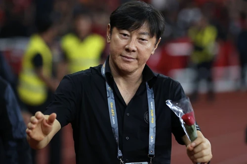 HLV Shin Tae-yong trở lại giúp Indonesia tranh "vàng" SEA Games với Việt Nam?