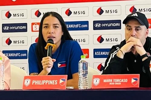 Cầu thủ gốc Mỹ ấn tượng Huỳnh Như, muốn đấu chủ nhà Việt Nam tại chung kết