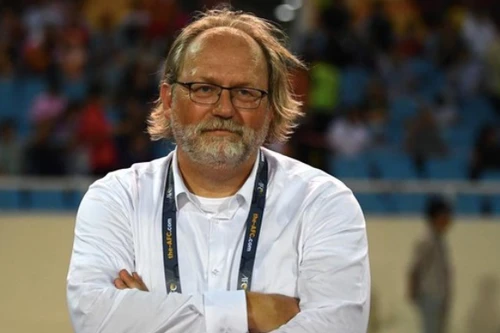 HLV tuyển Philippines tố truyền thông Indonesia xuyên tạc