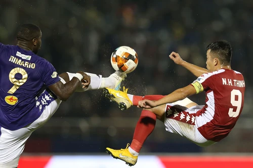 Hai CLB Việt Nam 'phân thân' đá V-League và AFC Cup cùng một ngày?