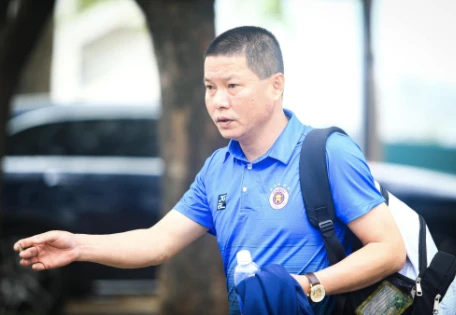 Hải Phòng và TP.HCM có tân HLV ở V-League 2022