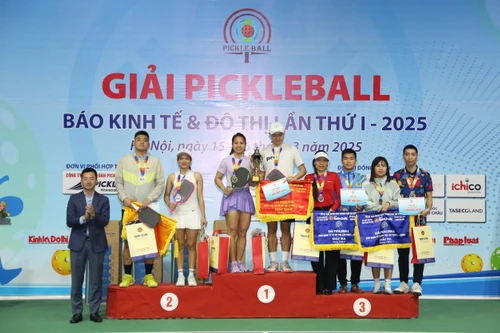 Xác địch chủ nhân các danh hiệu Giải pickleball Báo Kinh tế & Đô thị 2025