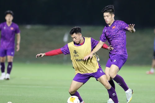 Tạm quên phong cách Troussier, U23 Việt Nam trở lại lối chơi phòng ngự phản công