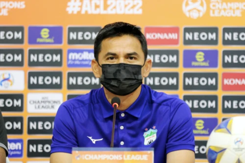 Thầy trò Kiatisak hứa đá đẹp trong ngày chia tay AFC Champions League