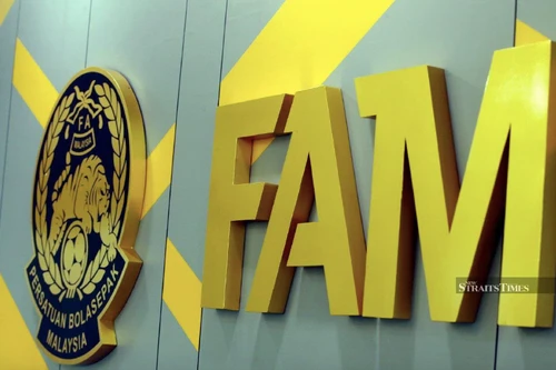 AFC ban hành một loạt án phạt Malaysia