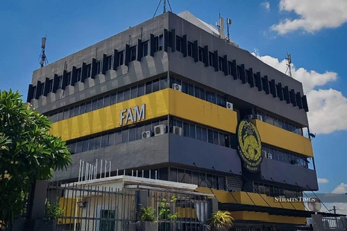 Malaysia 'sờ gáy' nhiêu cá nhân, tổ chức liên quan bê bối nhập tịch