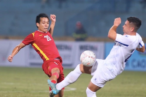 Văn Quyết ghi bàn phút chót, ĐT Việt Nam thắng Philipines