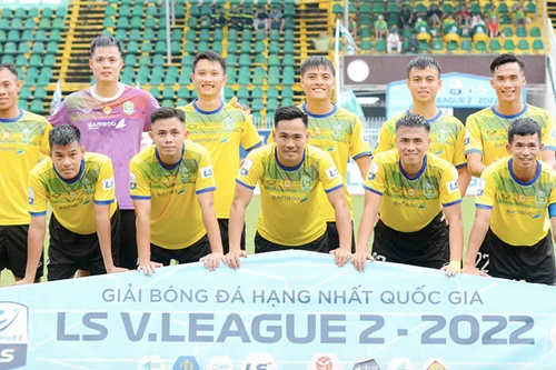 Cần Thơ và Sài Gòn tự xoá tên khỏi giải chuyên nghiệp Việt Nam