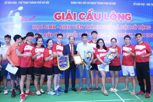 Tưng bừng khai mạc giải cầu lông học sinh sinh viên Hà Nội mở rộng 2022