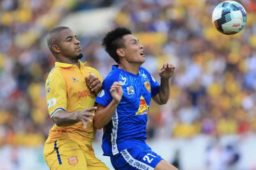 Vé xuống hạng gọi tên Nam Định hay Quảng Nam?