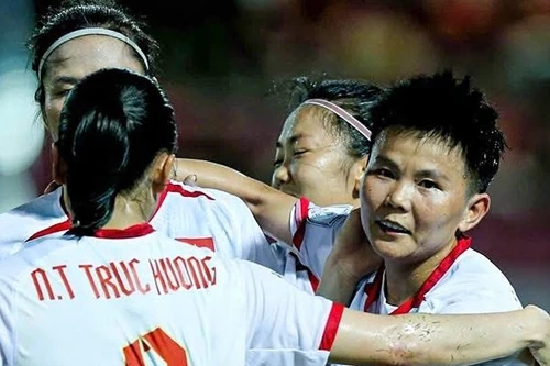 Thắng Indonesia 7-0, chủ nhà Việt Nam quyết đấu Thái Lan tranh đầu bảng