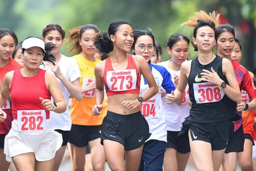 3.500 người tham gia chung kết giải chạy Báo Hànộimới 2024