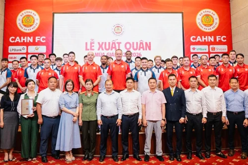 Công an Hà Nội FC tưng bừng xuất quân, đặt 4 mục tiêu lớn