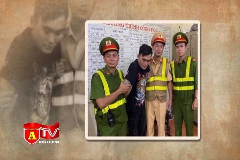 Cầm dao, đột nhập nhà dân trộm cắp tài sản