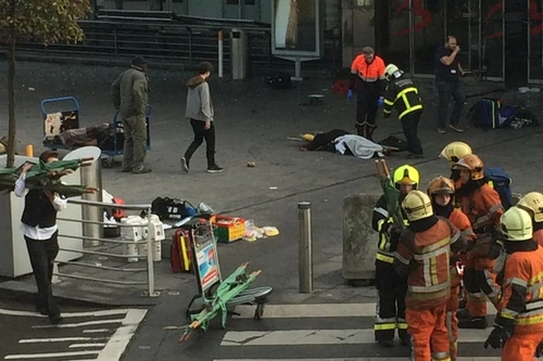 Đội tuyển Bỉ phải hủy tập vì các vụ nổ bom ở Brussels 