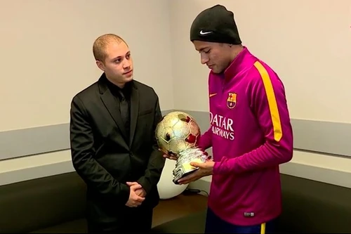 Neymar năm thứ hai liên tiếp giành Samba Gold