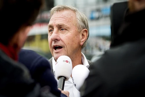 Johan Cruyff - cha đẻ của bóng đá tổng lực qua đời vì ung thư
