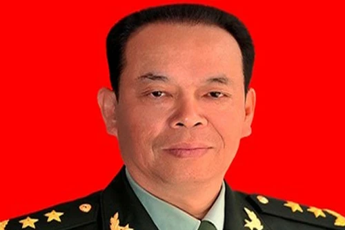 Khai trừ Phó Tư lệnh quân khu Thành Đô khỏi Đảng Cộng sản Trung Quốc.