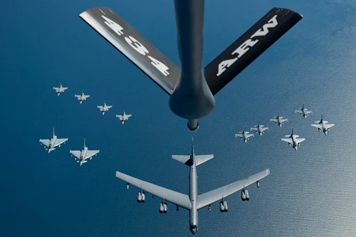 Chùm ảnh hiếm về lực lượng không quân mạnh nhất thế giới