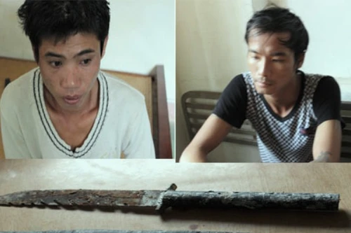 Bịt mặt, múa dạo, cướp tài sản của lái xe trên Quốc lộ 1A