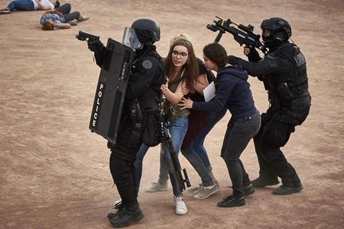 Cảnh sát Pháp diễn tập chống khủng bố trước thềm EURO 2016