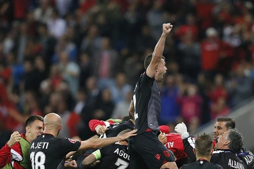 Video Albania gây sốc cho Romania