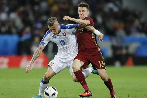 Video trận Slovakia hạ gục "gấu Nga" 2-1