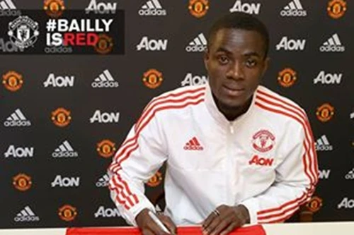 Bailly trở thành chữ ký đầu tiên của Mourinho tại M.U