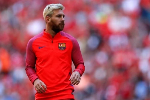 Messi bất ngờ trở lại đội tuyển Argentina