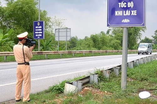 Chở người đi cấp cứu vi phạm về tốc độ, lái xe có được miễn xử phạt?