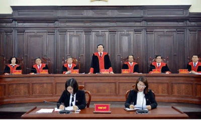 Thẩm phán được miễn trừ trách nhiệm khi ban hành bản án có sai sót không do lỗi cố ý?