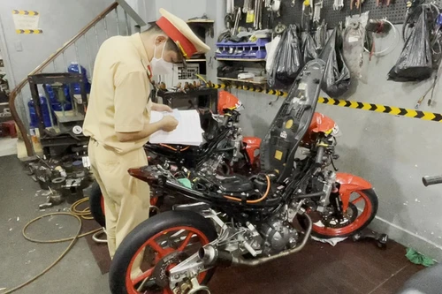 Phát hiện hàng loạt 'lò' độ xe quy mô lớn: Chủ 'lò' sẽ bị xử lý ra sao?