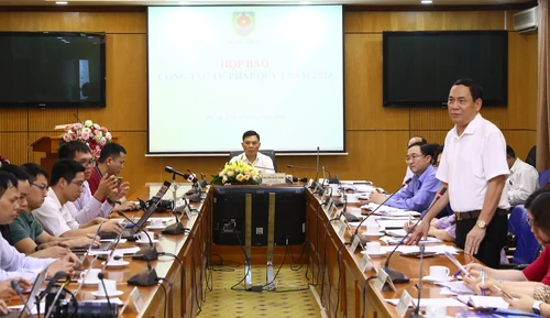 Bộ Tư pháp chưa nhận được thông tin nào về việc xin thôi quốc tịch của cựu Chủ tịch AIC