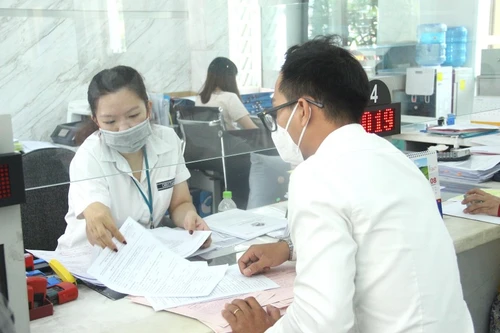 Tháng 10-2023: Áp dụng hàng loạt chính sách mới về tiền lương, việc làm với cán bộ công chức
