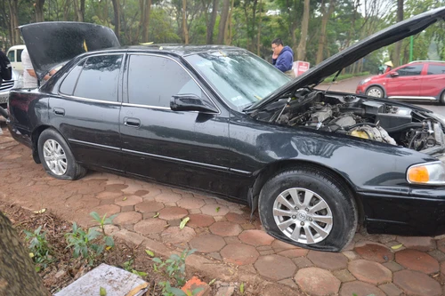 Vụ hàng chục ô tô ở Linh Đàm nghi bị chọc thủng lốp: Kẻ hủy hoại tài sản sẽ bị xử lý ra sao?