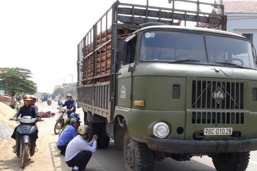 Tử vong trên đường về thăm quê