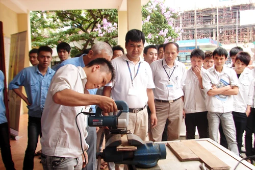 Thi tay nghề - Muốn đoạt giải phải đầu tư “chui”