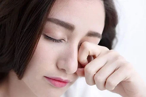 [ẢNH] 11 thói quen buổi sáng có hại cho sức khoẻ nhiều người mắc phải