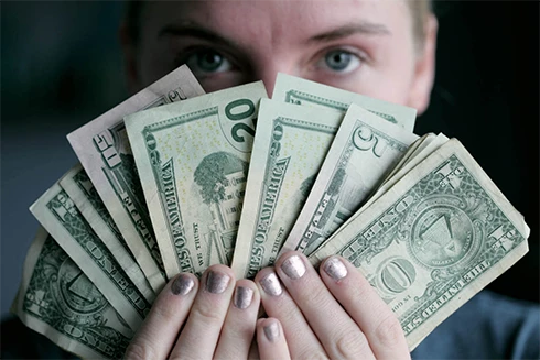 [ẢNH] Cảnh giác trước 10 vật dụng có thể là "ổ chứa" virus corona 2019-nCoV