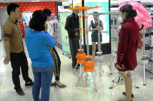 Mưa phùn kéo dài, máy sấy quần áo “cháy” hàng