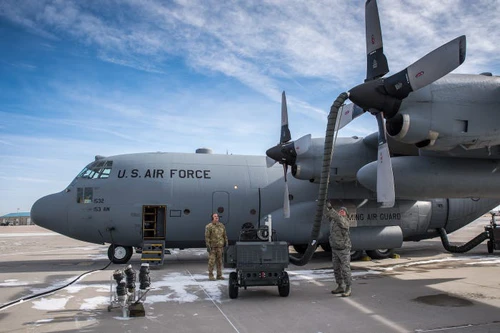 [ẢNH] Mỹ loại biên 24 "lực sĩ bay" C-130H, cơ hội cực tốt mua lại chúng