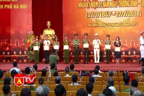 CATP Hà Nội gặp mặt, biểu dương người có công nhân kỷ niệm 70 năm Ngày TBLS