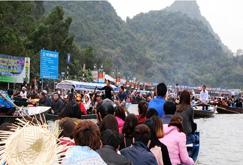 Trước ngày khai hội chùa Hương